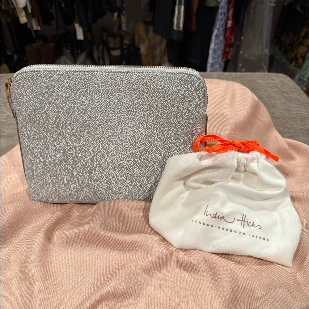 India Hicks Silver Leather “Insider” Clutch Bag (New Without Tags)